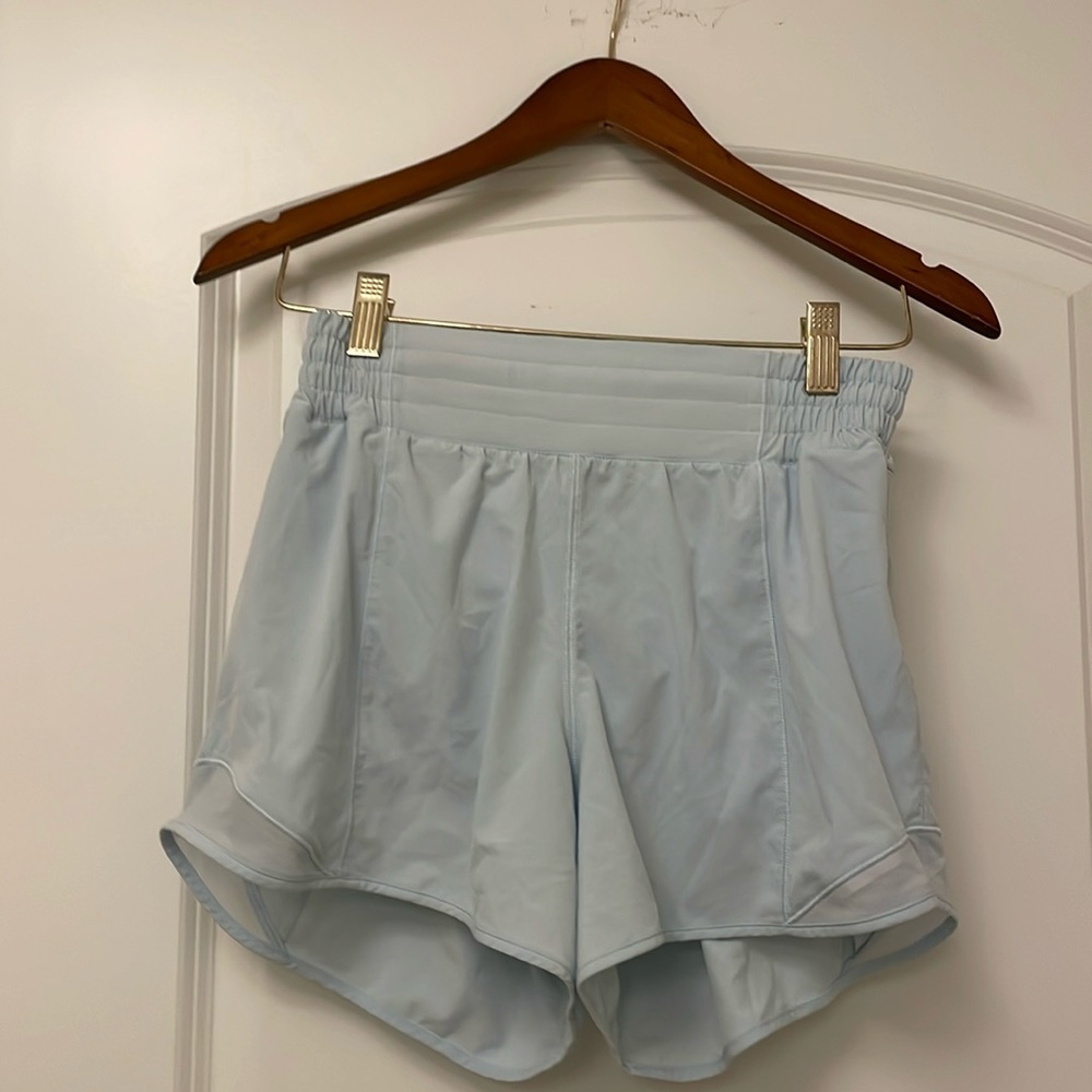 Lululemon HR 4” Hotty Hots